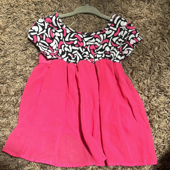 Girls Outfit - Picture 3 of 5